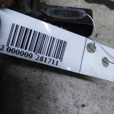 petlia-dveri-peredniaia-levaia-verxniaia-volkswagen-passat-b6-art-110548-big-2