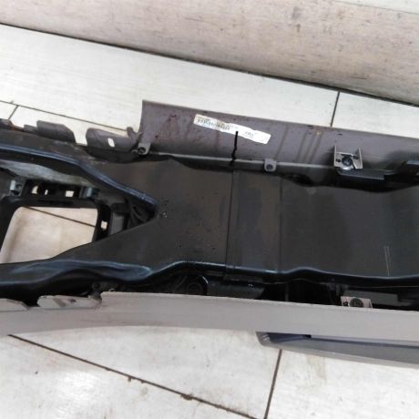 podlokotnik-centralnaia-konsol-volkswagen-passat-b6-art-110584-big-8