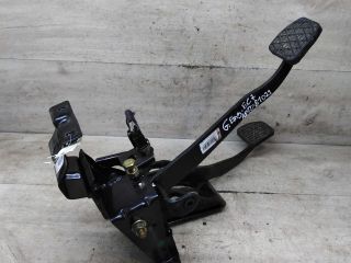 pedalnyi-uzel-pedal-geely-emgrand-ec7-art-110957