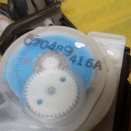 remen-bezopasnosti-srednii-honda-jazz-art-10742-big-3