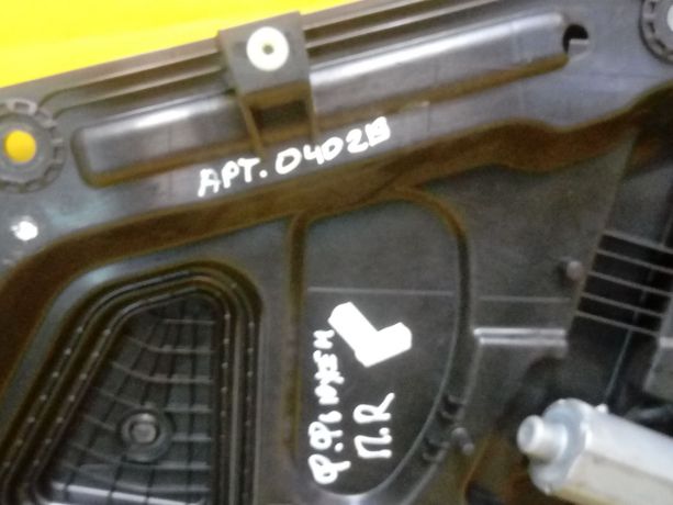 steklopodieemnik-elektriceskii-perednii-pravyi-ford-fusion-i-art-11501-big-1