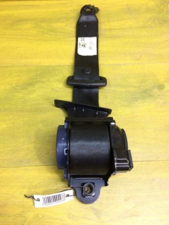 remen-bezopasnosti-volkswagen-polo-sedan-2015-g-art-12084-big-0