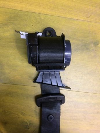 remen-bezopasnosti-volkswagen-polo-sedan-2015-g-art-12084-big-1