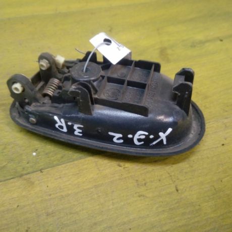 rucka-vnutrenniaia-otkryvaniia-dveri-hyunday-elantra-2-art-12433-big-2