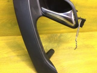 rucka-vnutrenniaia-otkryvaniia-dveri-volkswagen-polo-sedan-art-12544