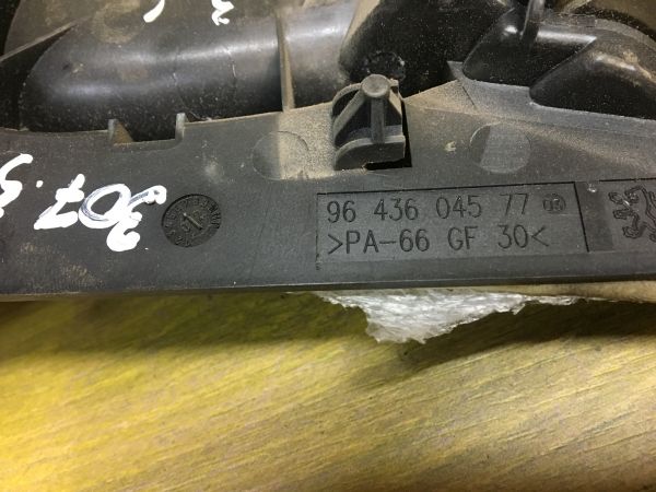 rucka-vnutrenniaia-otkryvaniia-dveri-peugeot-307-do-restailing-art-12645-big-2