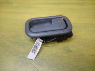 rucka-vnutrenniaia-otkryvaniia-dveri-nissan-almera-classic-art-12650