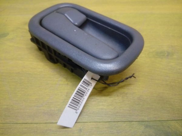 rucka-vnutrenniaia-otkryvaniia-dveri-nissan-almera-classic-art-12652-big-1