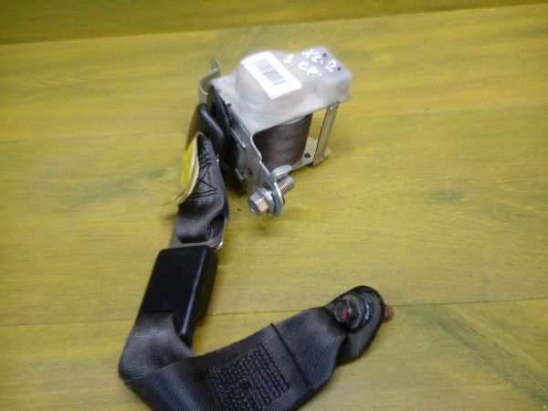 remen-bezopasnosti-hyunday-sonata-4-art-12735-big-1