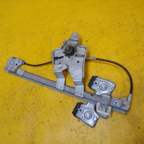 steklopodieemnik-mexaniceskii-zadnii-levyi-skoda-octavia-tour-art-13313-big-0