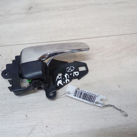 rucka-vnutrenniaia-otkryvaniia-dveri-mitsubishi-lancer-10-art-13325-big-0