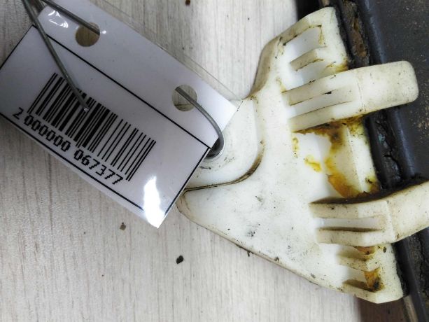 steklopodieemnik-perednii-levyi-zaz-sens-art-13745-big-2