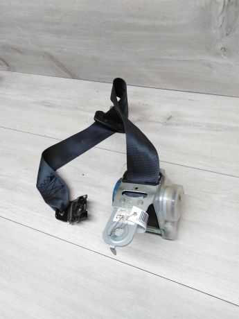 remen-bezopasnosti-hyundai-elantra-hd-art-13838-big-2