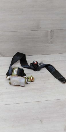 remen-bezopasnosti-zadnii-hyundai-getz-art-13879-big-1