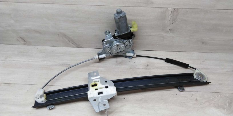 steklopodieemnik-hyundai-getz-art-13948-big-3