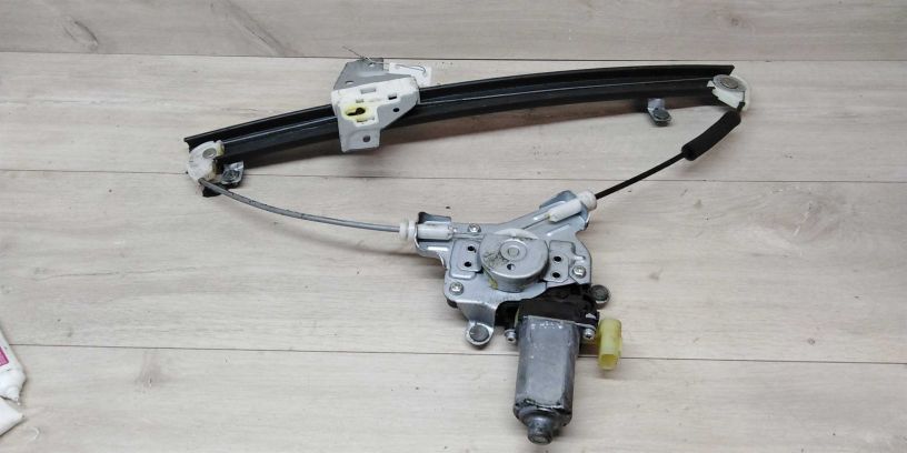 steklopodieemnik-hyundai-getz-art-13960-big-1