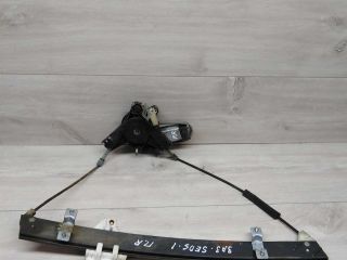 steklopodieemnik-perednii-pravyi-zaz-sens-art-13991