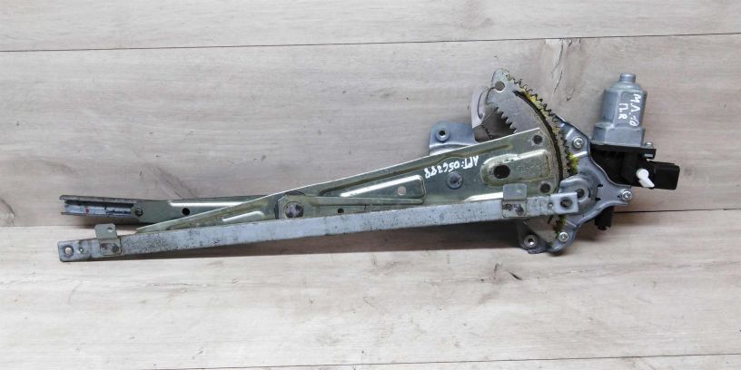 steklopodieemnik-elektriceskii-perednii-pravyi-mitsubishi-lanser-x-art-14291-big-0