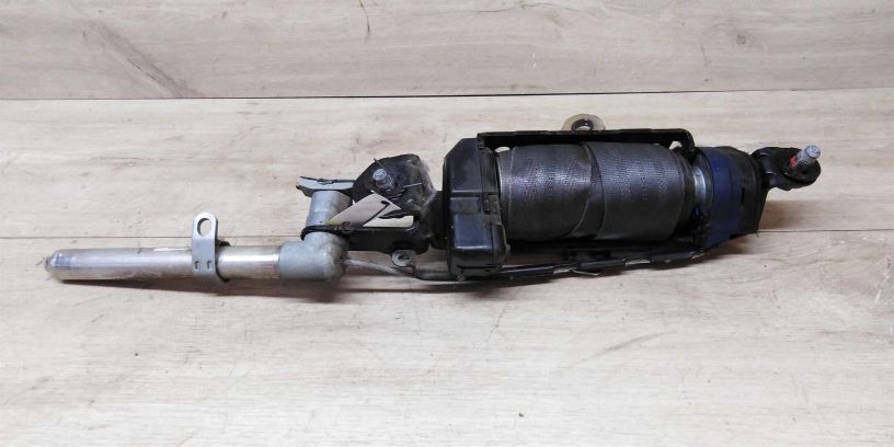 remen-bezopasnosti-perednii-pravyi-volvo-s40-art-14319-big-2