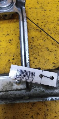 steklopodieemnik-zadnii-ford-focus-1-art-14589-big-2