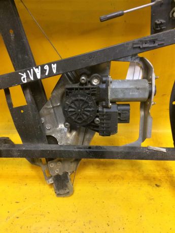 steklopodieemnik-elektriceskii-zadnii-levyi-audi-a6-c5-allroad-art-14954-big-3