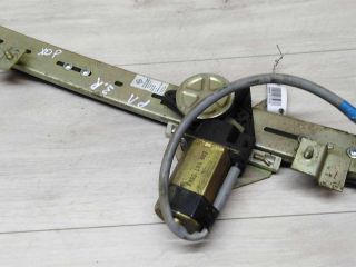 steklopodieemnik-elektriceskii-zadnii-pravyi-renault-logan-art-15078