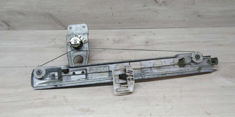 steklopodieemnik-mexaniceskii-zadnii-pravyi-renault-megan-ii-bu-art-15105-big-2