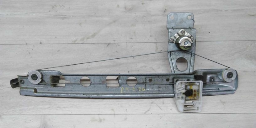 steklopodieemnik-mexaniceskii-zadnii-levyi-renault-megan-ii-bu-art-15106-big-1