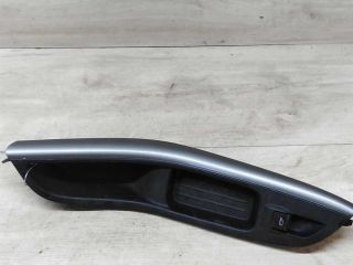 rucka-vnutrenniaia-otkryvaniia-dveri-ford-focus-3-art-15663