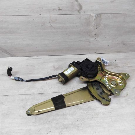 steklopodieemnik-zadnii-pravyi-vortex-tingo-art-15673-big-0