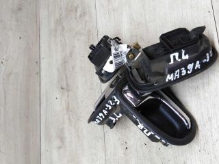 rucka-vnutrenniaia-otkryvaniia-dveri-mazda-323-art-15927