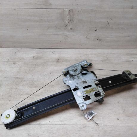 steklopodieemnik-zadnii-levyi-volvo-s80-art-16051-big-1