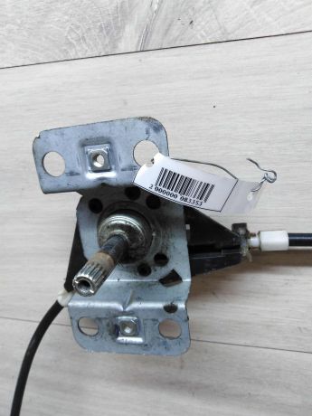 steklopodieemnik-perednii-volkswagen-transporter-t4-art-16193-big-2