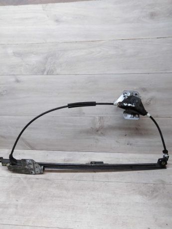 steklopodieemnik-perednii-volkswagen-transporter-t4-art-16193-big-0