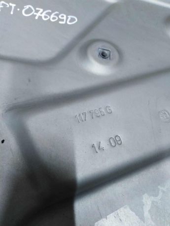 steklopodieemnik-skoda-octavia-a5-art-16237-big-2