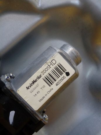 steklopodieemnik-elektriceskii-hyundai-elantra-hd-art-16244-big-2