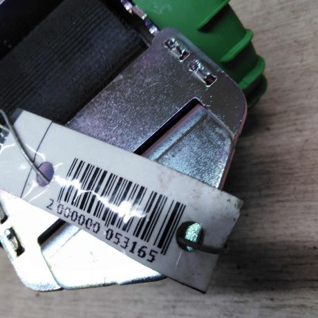 remen-bezopasnosti-skoda-octavia-a5-art-16332-big-2