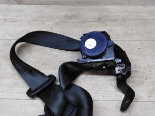 remen-bezopasnosti-volkswagen-polo-sedan-art-16413