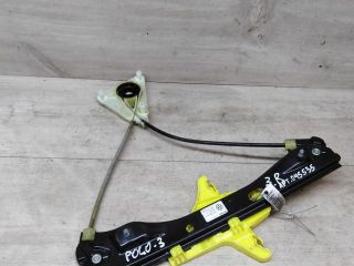 steklopodieemnik-zadnii-pravyi-volkswagen-polo-sedan-art-16505