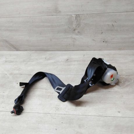 remen-bezopasnosti-hyundai-solaris-zadnii-levyi-art-16688-big-0