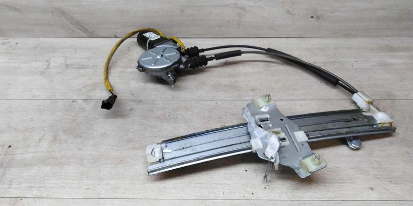 steklopodieemnik-zadnii-levyi-kia-spectra-art-17170-big-0