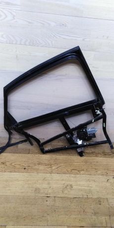 steklopodieemnik-zadnii-levyi-audi-a6-c5-art-17239-big-1