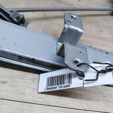 steklopodieemnik-zadnii-levyi-mitsubishi-lancer-9-art-17304-big-1