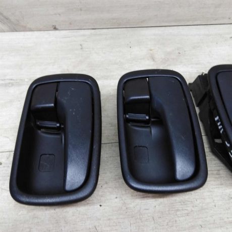 rucka-vnutrenniaia-otkryvaniia-dveri-mitsubishi-lancer-9-art-17306-big-2