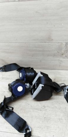 remen-bezopasnosti-zadnii-volkswagen-polo-sedan-art-17360-big-1