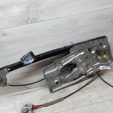 steklopodieemnik-perednii-pravyi-bmw-e39-art-17828-big-1