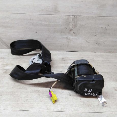 remen-bezopasnosti-volkswagen-golf-4-art-18080-big-0