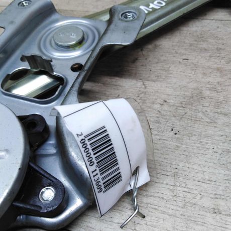 steklopodieemnik-perednii-mitsubishi-lancer-10-art-18439-big-3