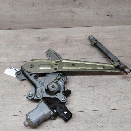 steklopodieemnik-zadnii-pravyi-mitsubishi-lancer-10-art-18507-big-2