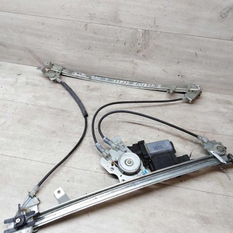 steklopodieemnik-perednii-levyi-renault-megane-2-art-18529-big-1